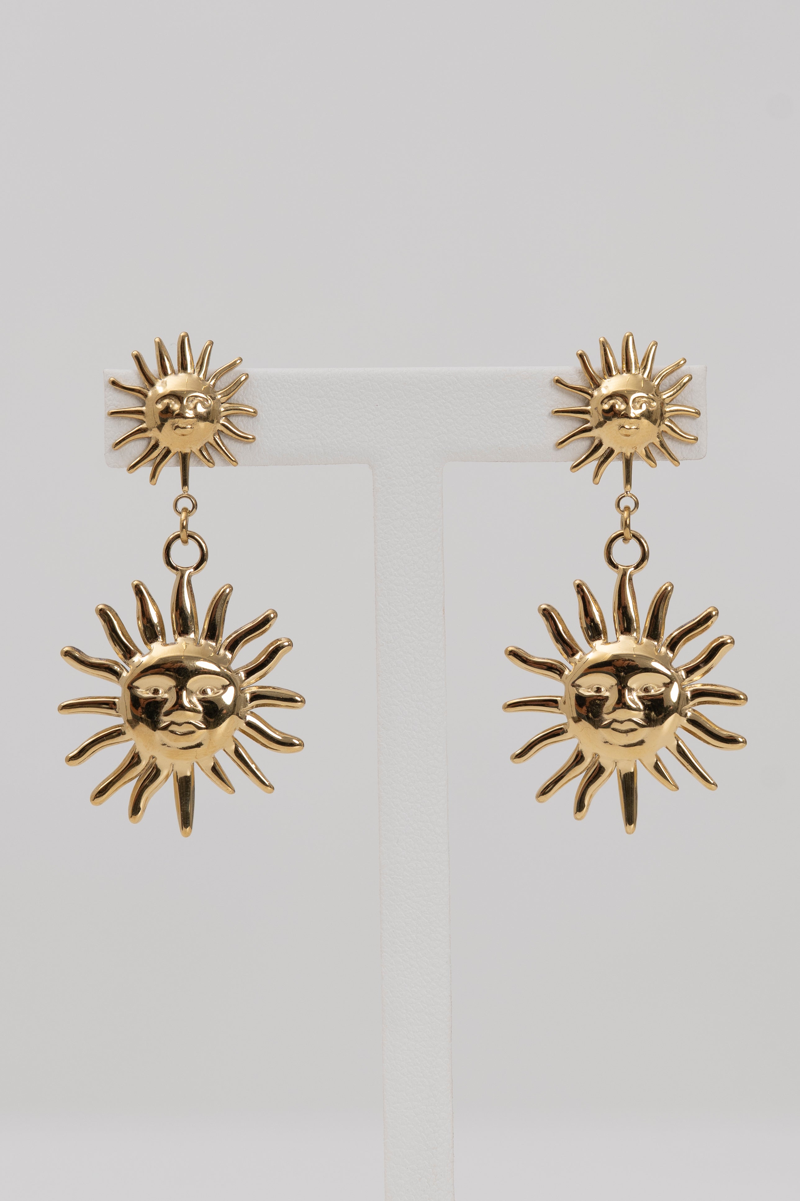 Orecchino sole pendente