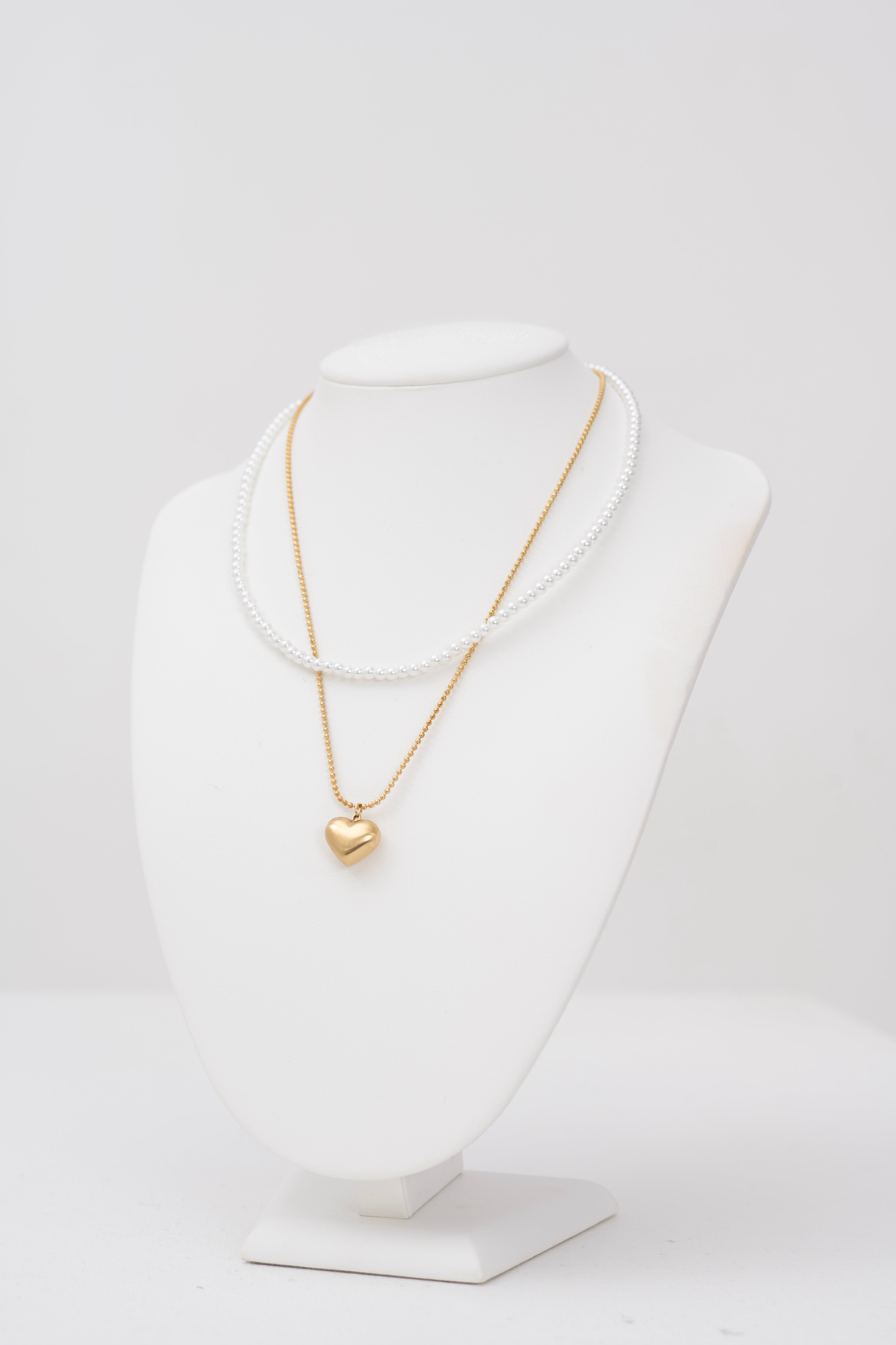 Collana morbida perle bianche e acciaio