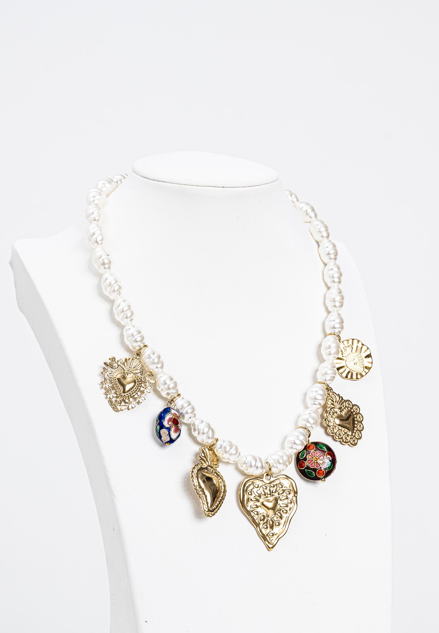 Collana Sacred Heart