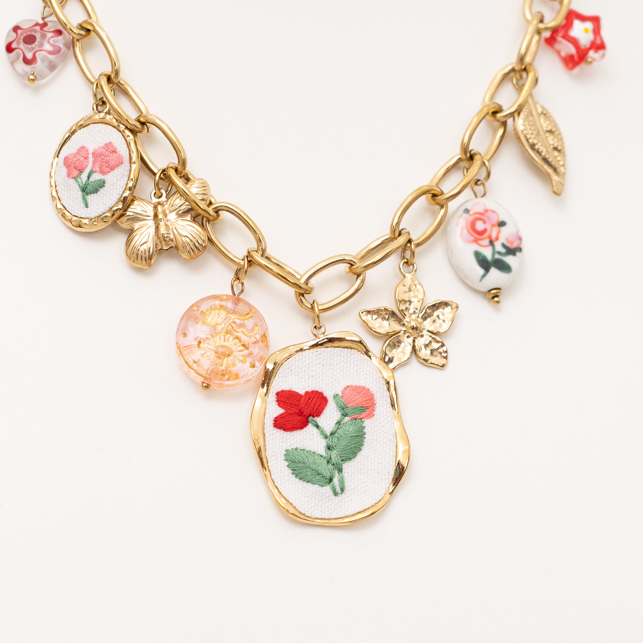 Collana flower