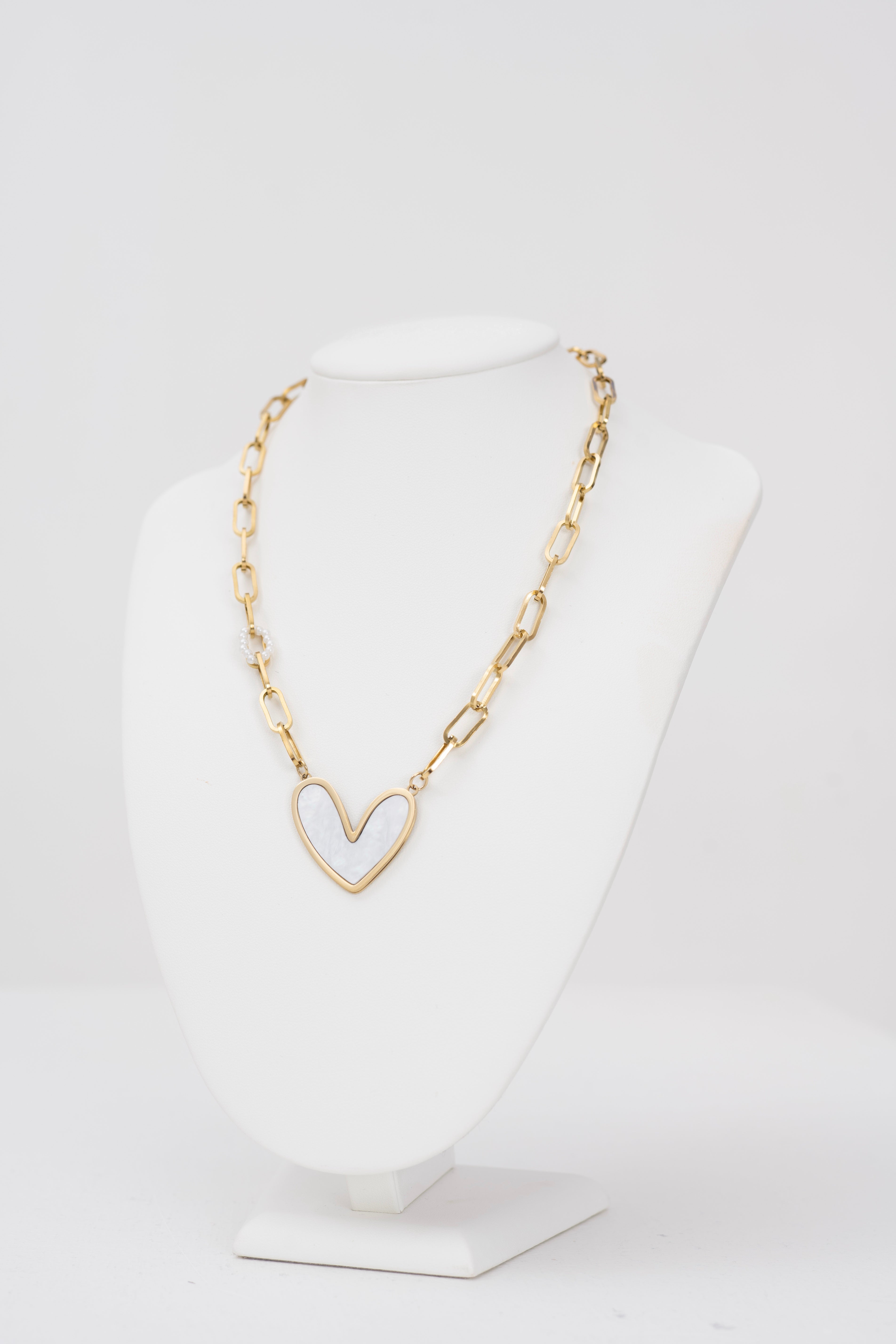 Collana catena e cuore